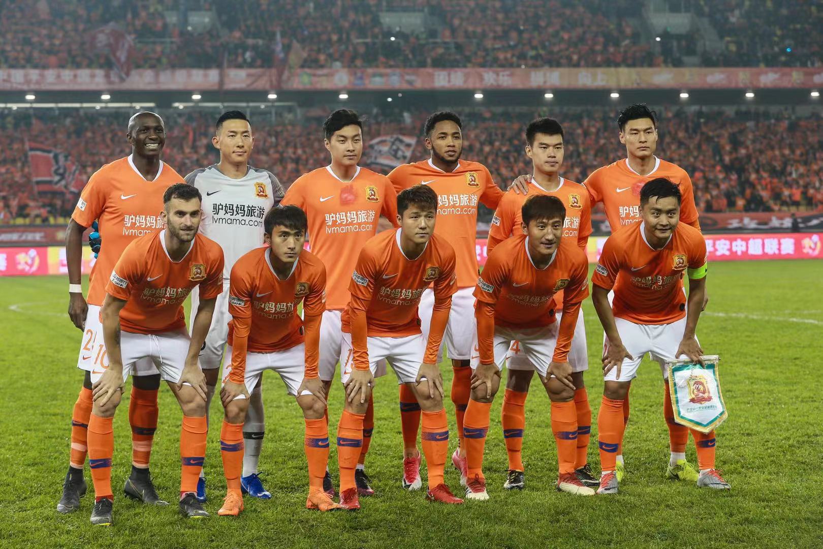 队的整体发 队的整体发