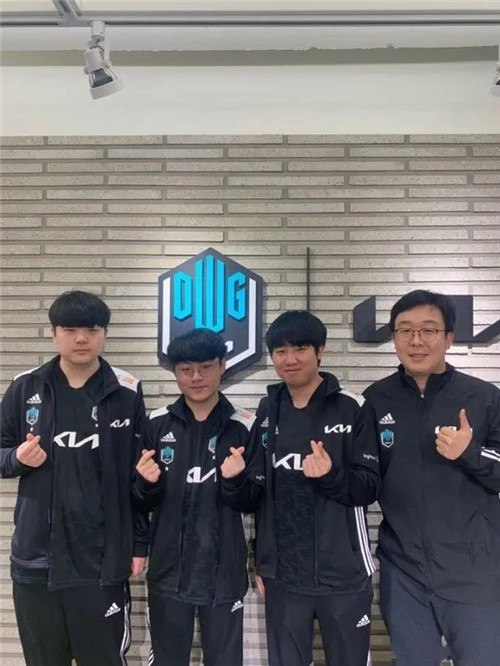 拜仁慕尼黑 拜仁慕尼黑